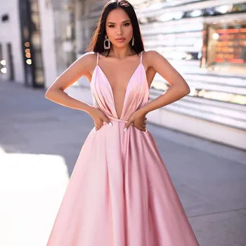 Seksi ružičastoj večernjoj haljini s dubokim V-izrez trapeznog oblika 2022 na trake Donje haljinu za prom s otvorenim leđima Večernje haljine za zabave
