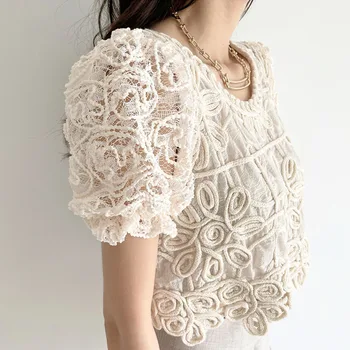 Korejski moda Čipke skraćene top s ručno rezbareni Top Elegantan ljetna bluza za žene Tide Ins Topla cvjetne čipke košulja Ženski tanak top 15288