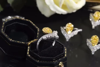 LUOWEND Trenutno se nalazi Prsten od bijelog zlata 18k s prirodnim žuti Dijamant Prsten s kap vode u obliku slova V Dizajn Bague za žene Vjenčanje