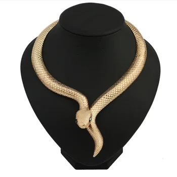 Modni nakit преувеличенная individualnost zlatna zmija proljeće veliki ovratnik femme fatale ljepota je krivudav змеевидная identitet ogrlica