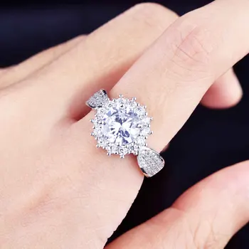 Dizajn originalno novo fin luksuzno donje prsten, инкрустированное okruglim kristalima, potpuni, dijamanata, Vjenčani vjenčanja dekoracija